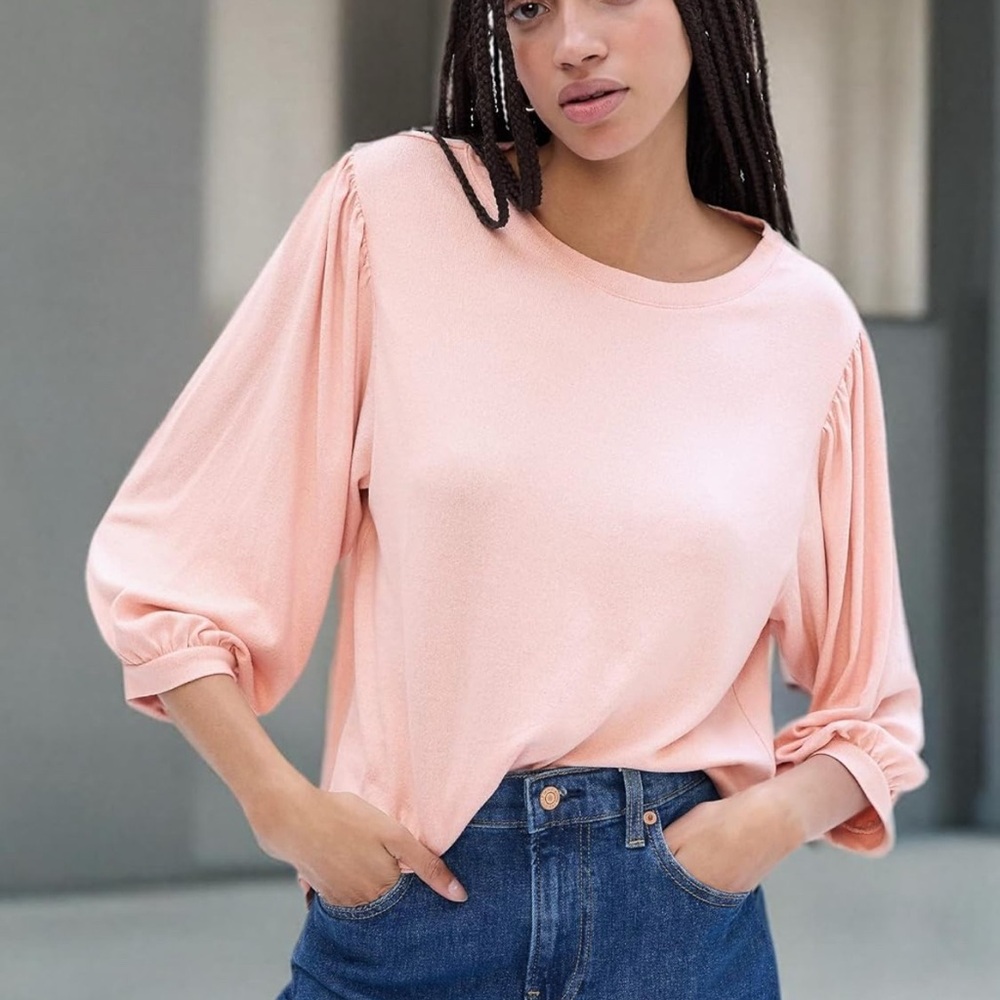 GAP women’s long oversized sleeve supersoft knit shirt top size M